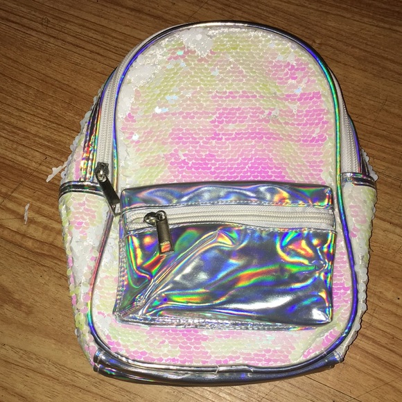 BRAND NEW ‼️Cute little girls color reversible bag